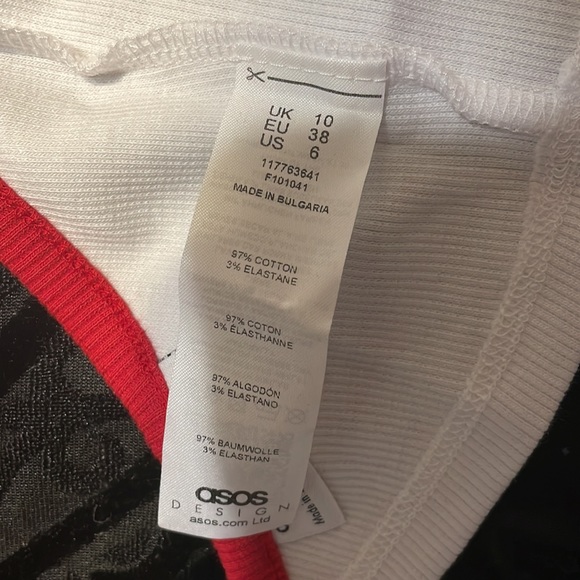 ASOS DESIGN CONTRAST BINDING HALTER TOP - Picture 3 of 3